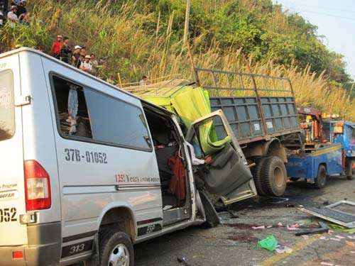 Vụ tai nạn thảm khốc, 9 người chết ở Thanh Hóa: Khởi tố vụ án hình sự 5